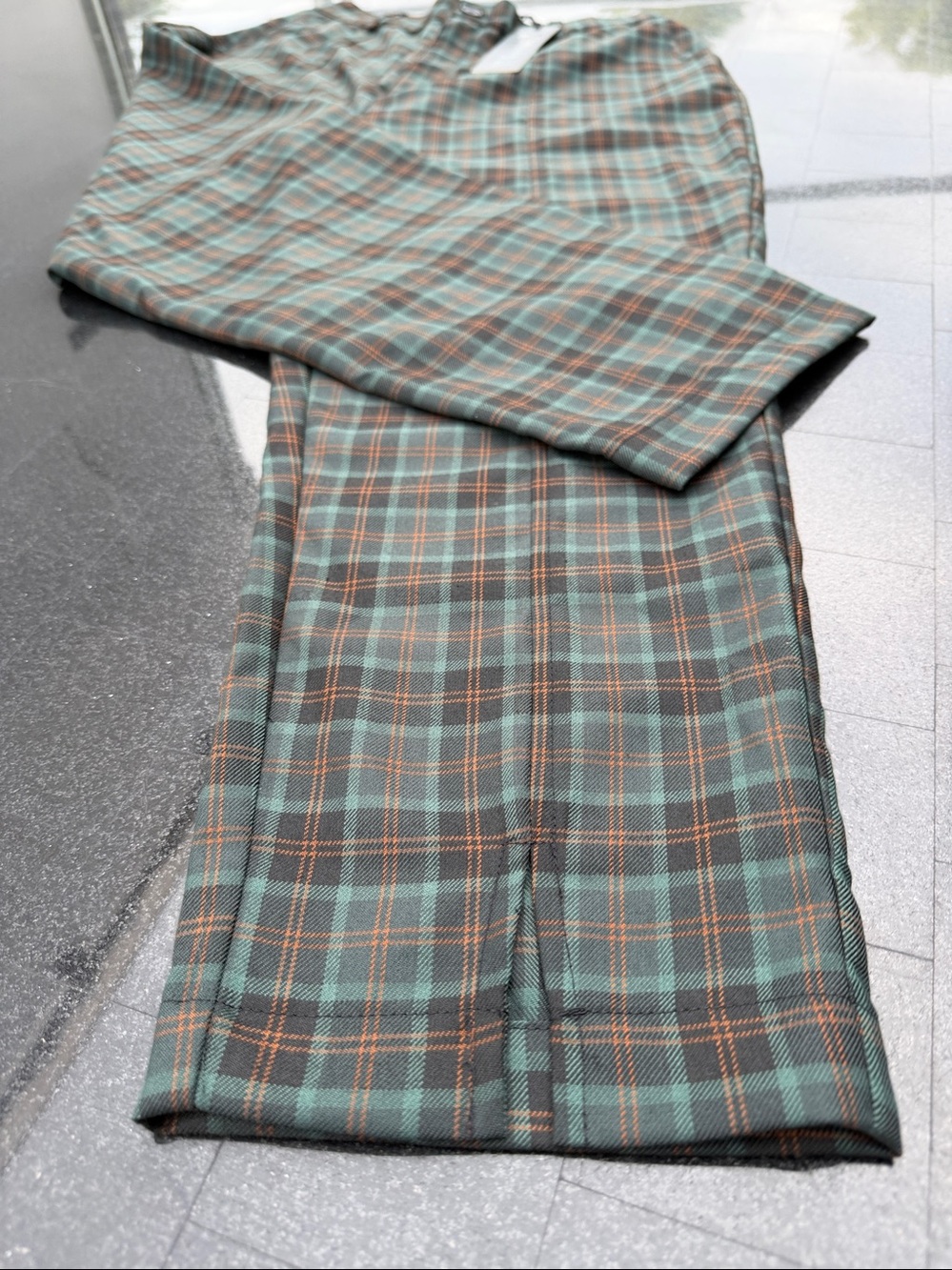 DISTURBIA Nightingale Split Tapered Trousers Green Plaid Size US 10 NEW NWT - Picture 3 of 12